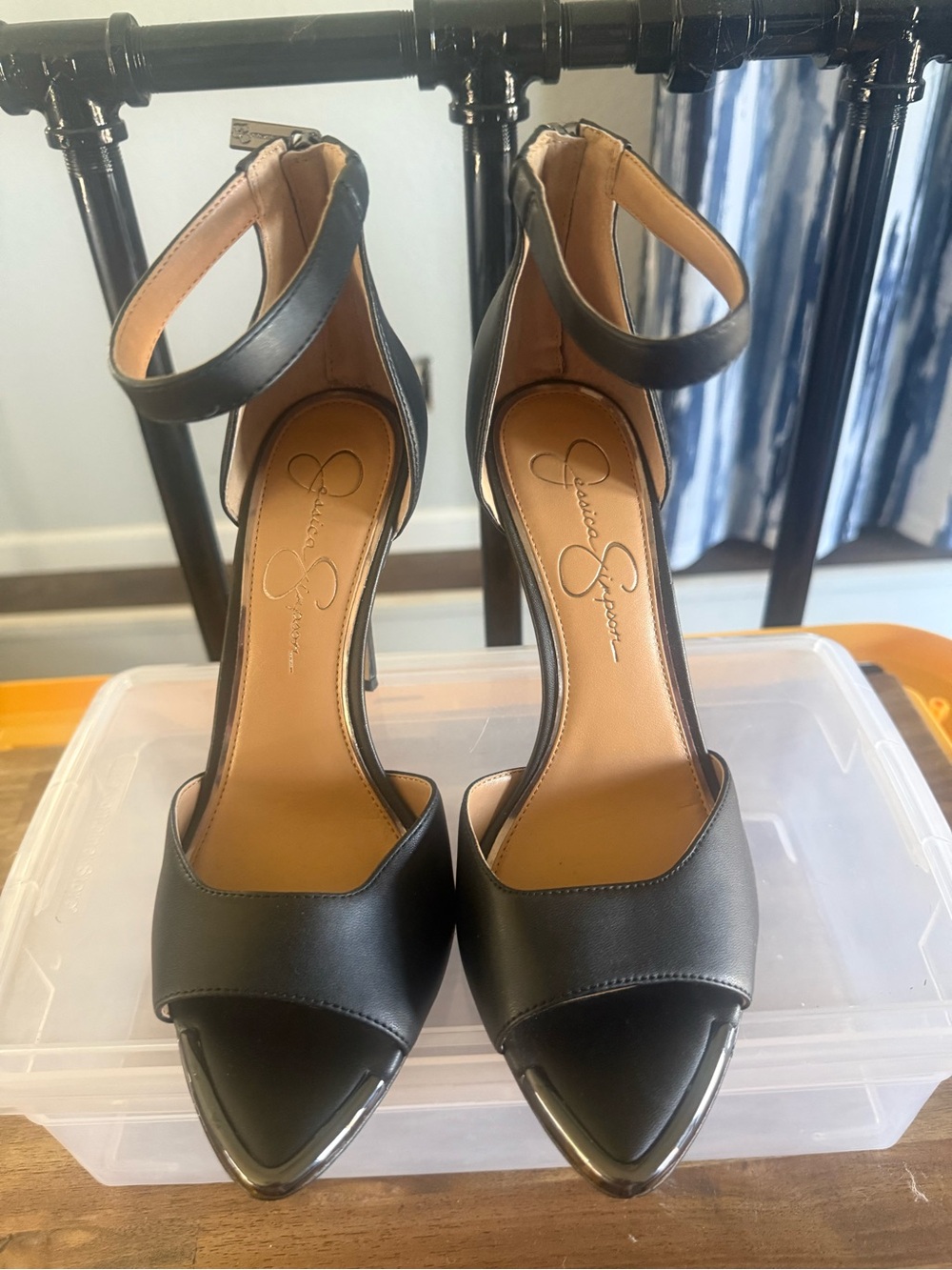 Jessica Simpson Black Pointed-Toe Ankle-Strap Heels
